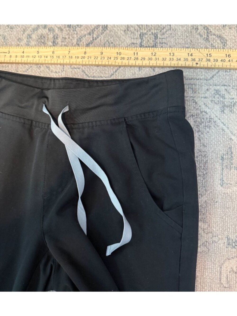 Figs Zamora Technical Collection Black Jogger Scrub Pants XS Petite Nursing - Picture 6 of 7